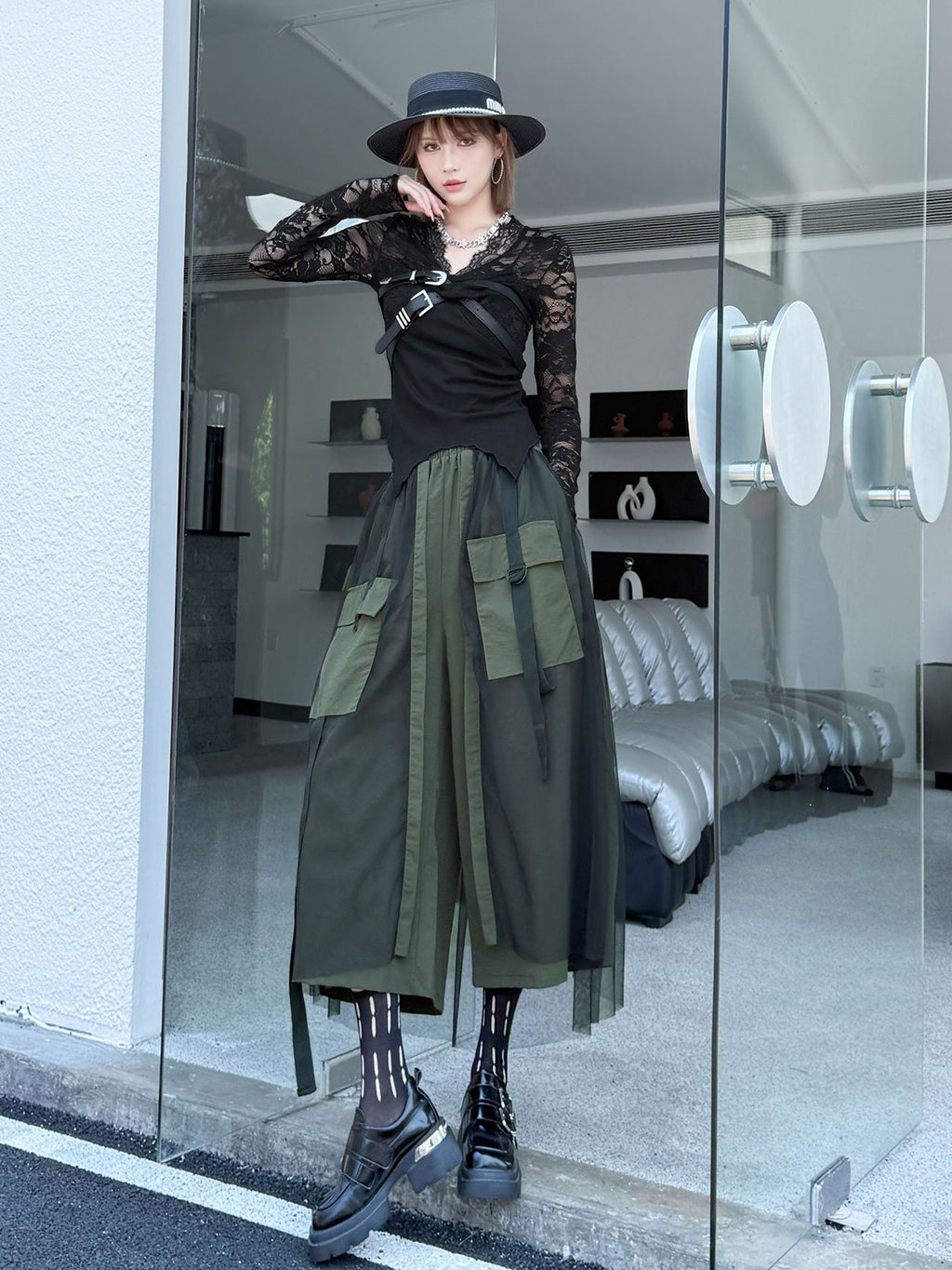 Mesh layered cargo pants 