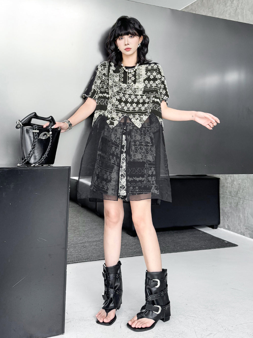 ブラックレースシアートップ＆ショーツ