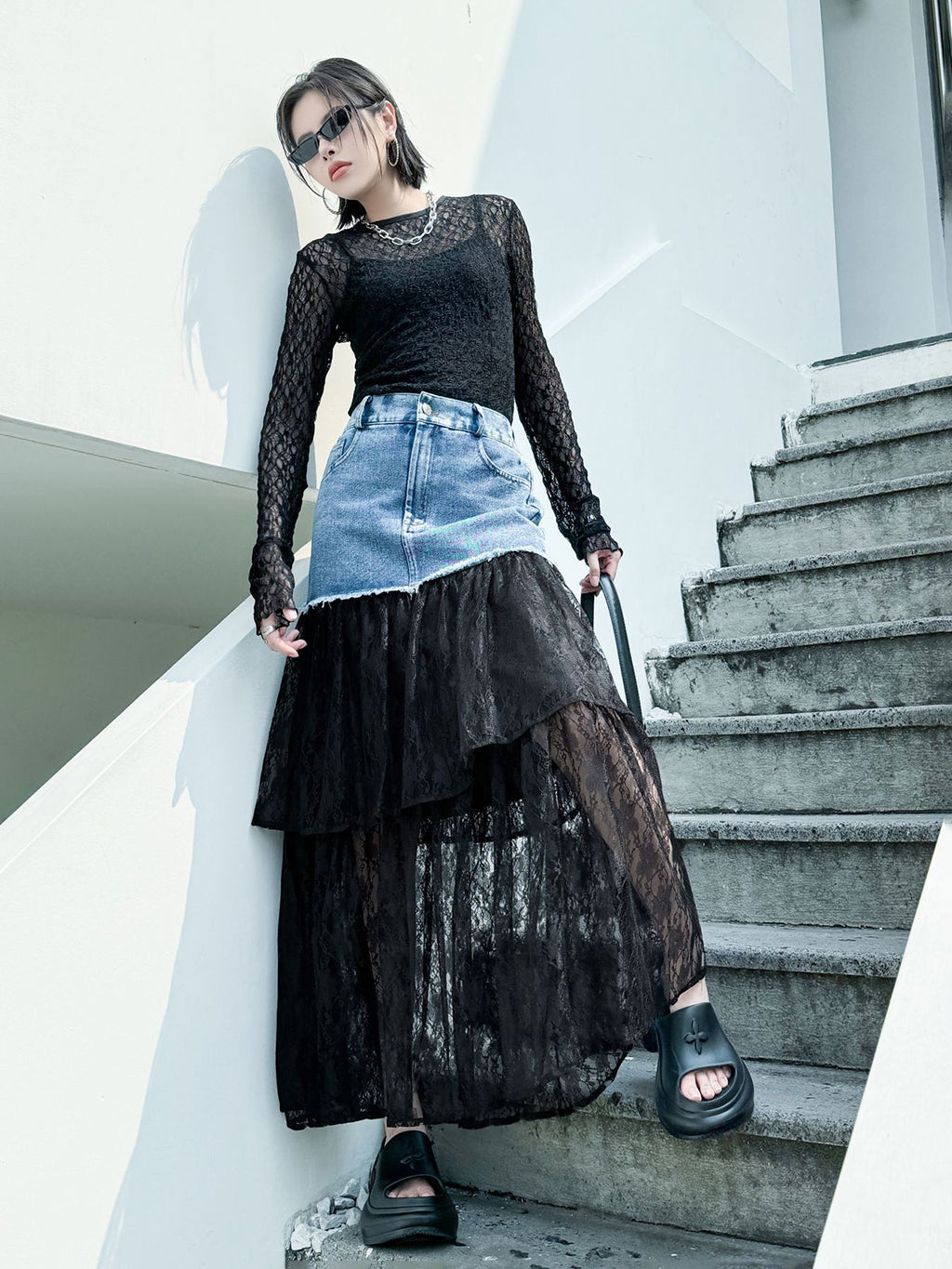 Denim and lace combination skirt 