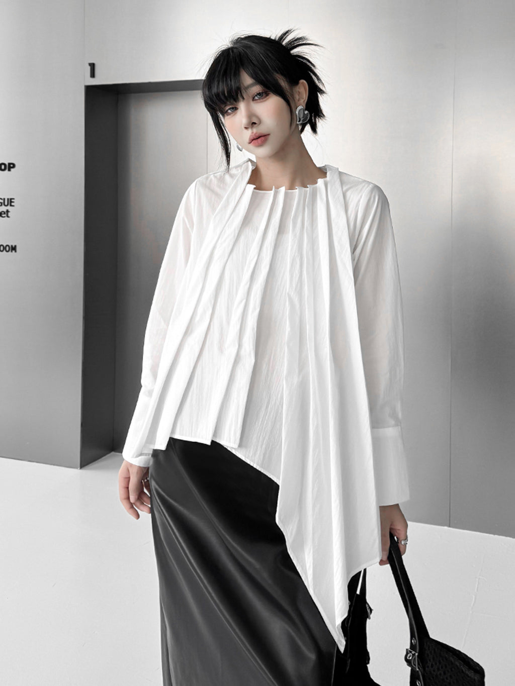 Scarf tie blouse and denim pants series 