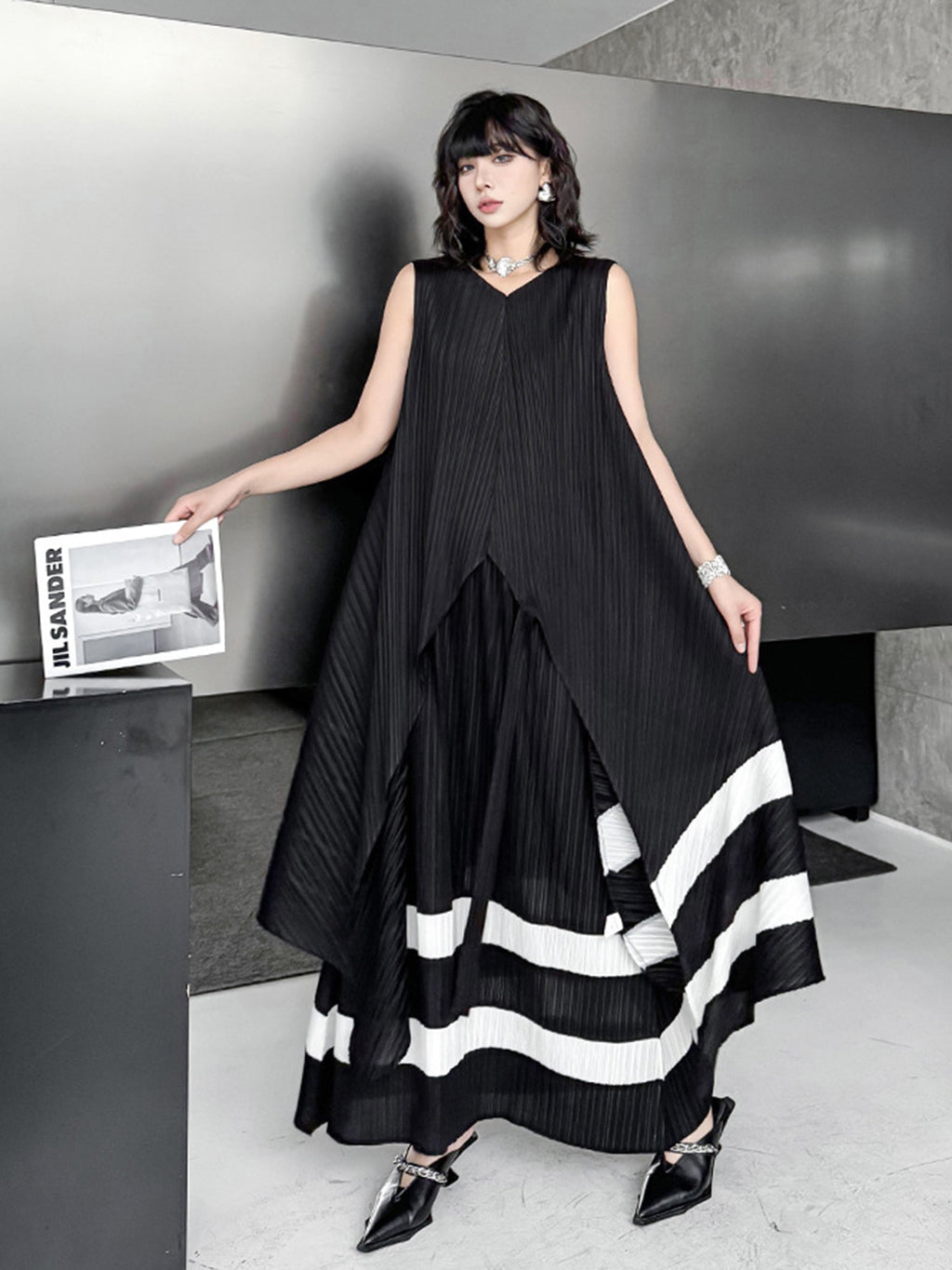 Two-tone pleat set series 
