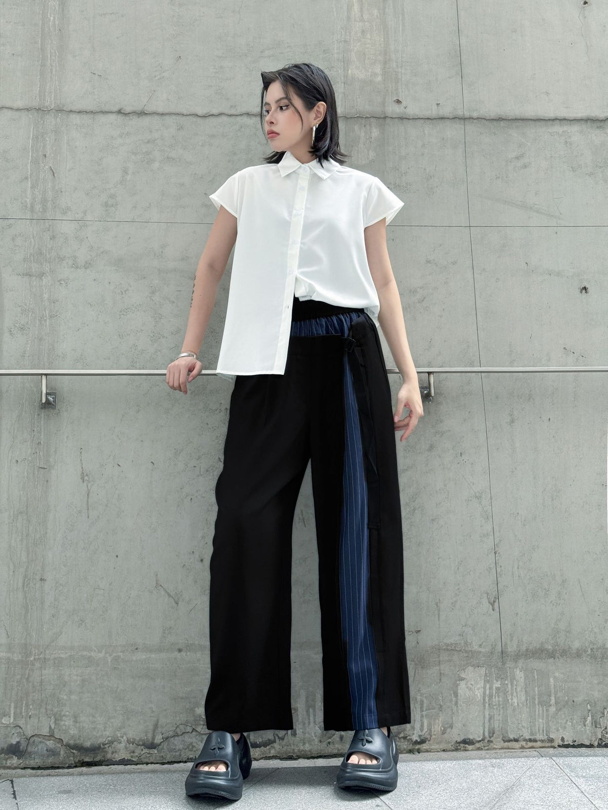 Scarf tie blouse and denim pants series 