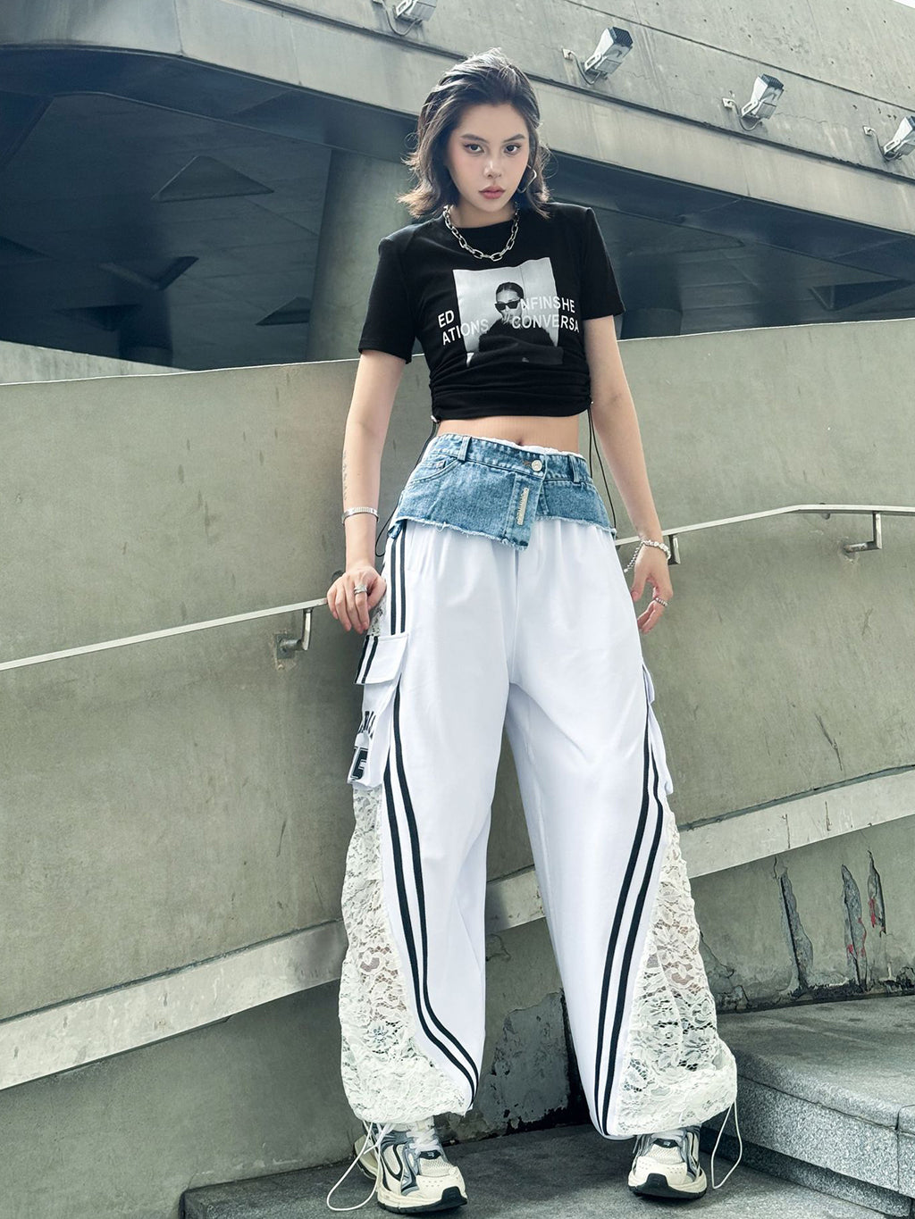 Lace-docking denim cargo pants 