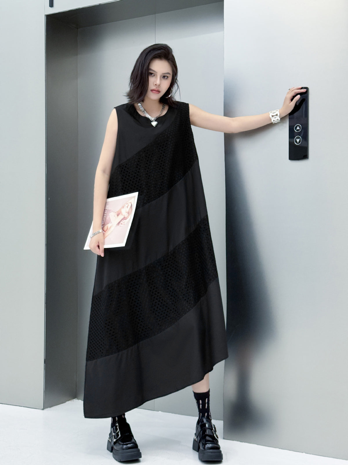 panel cut dress 