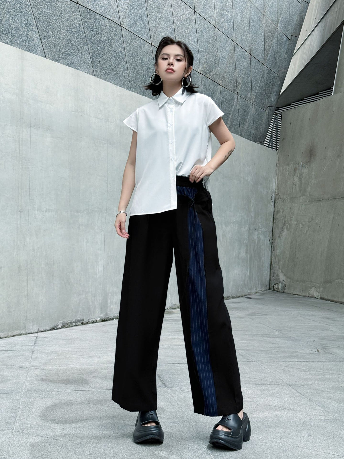 Scarf tie blouse and denim pants series 