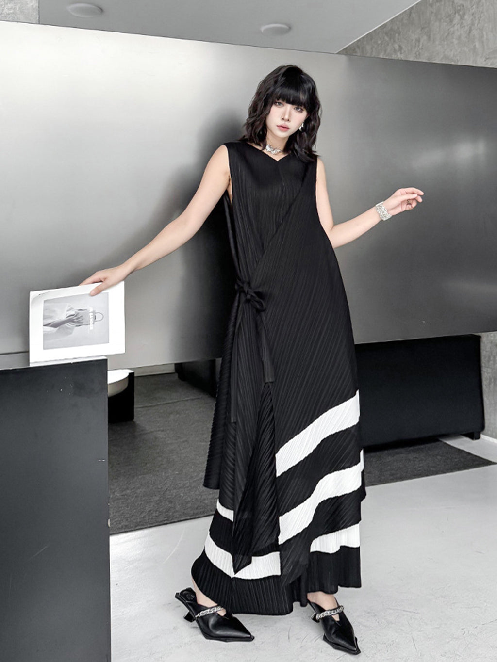 Two-tone pleat set series 