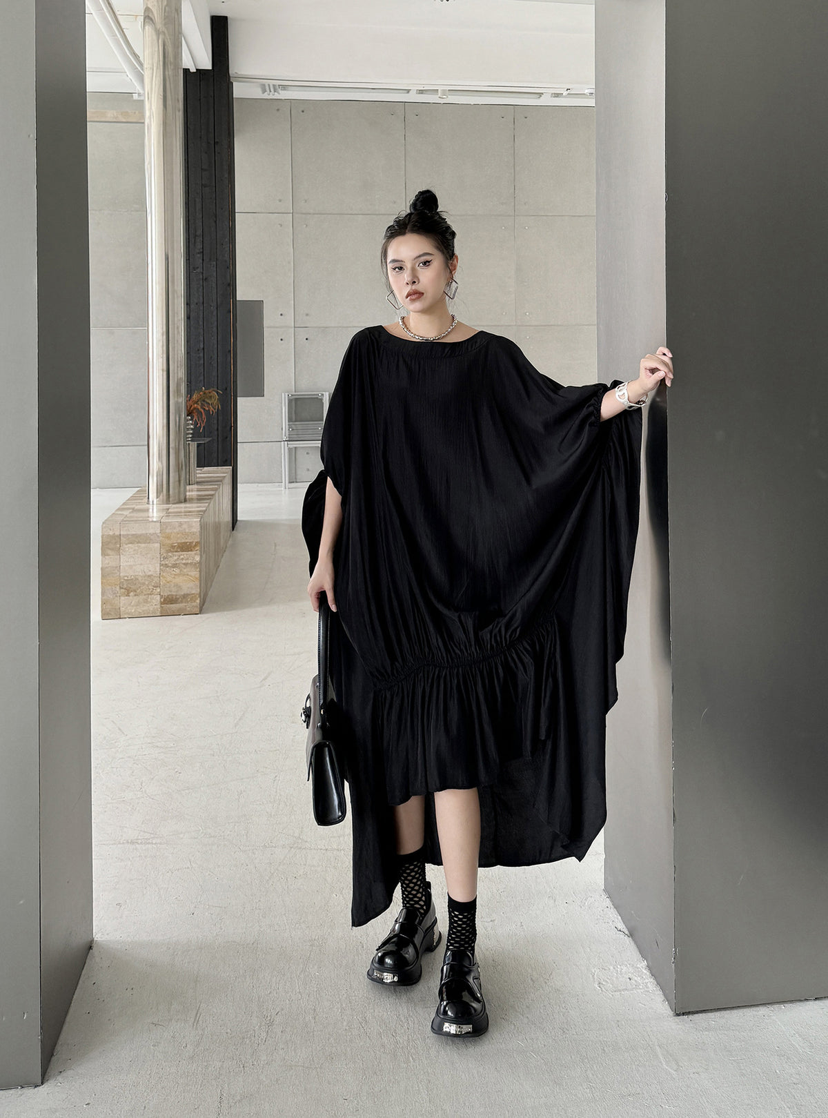 Gathered ruffle draped dress 