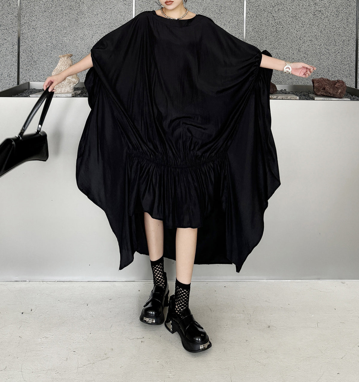 Gathered ruffle draped dress 
