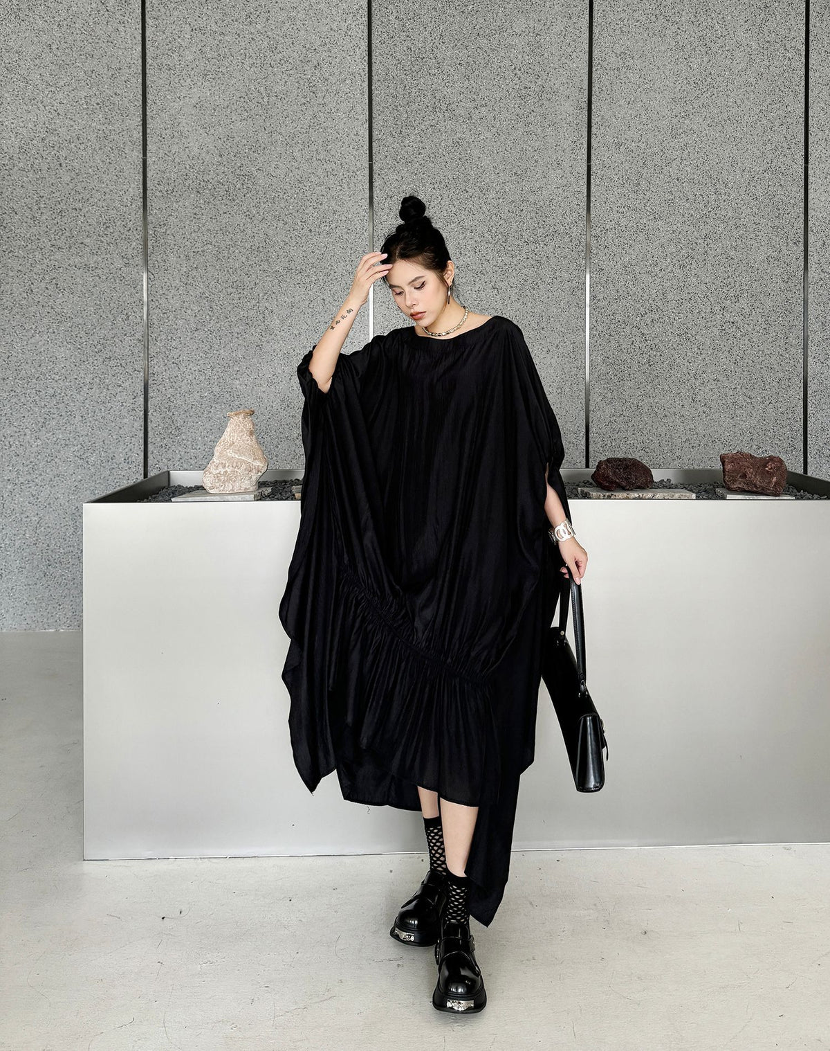 Gathered ruffle draped dress 