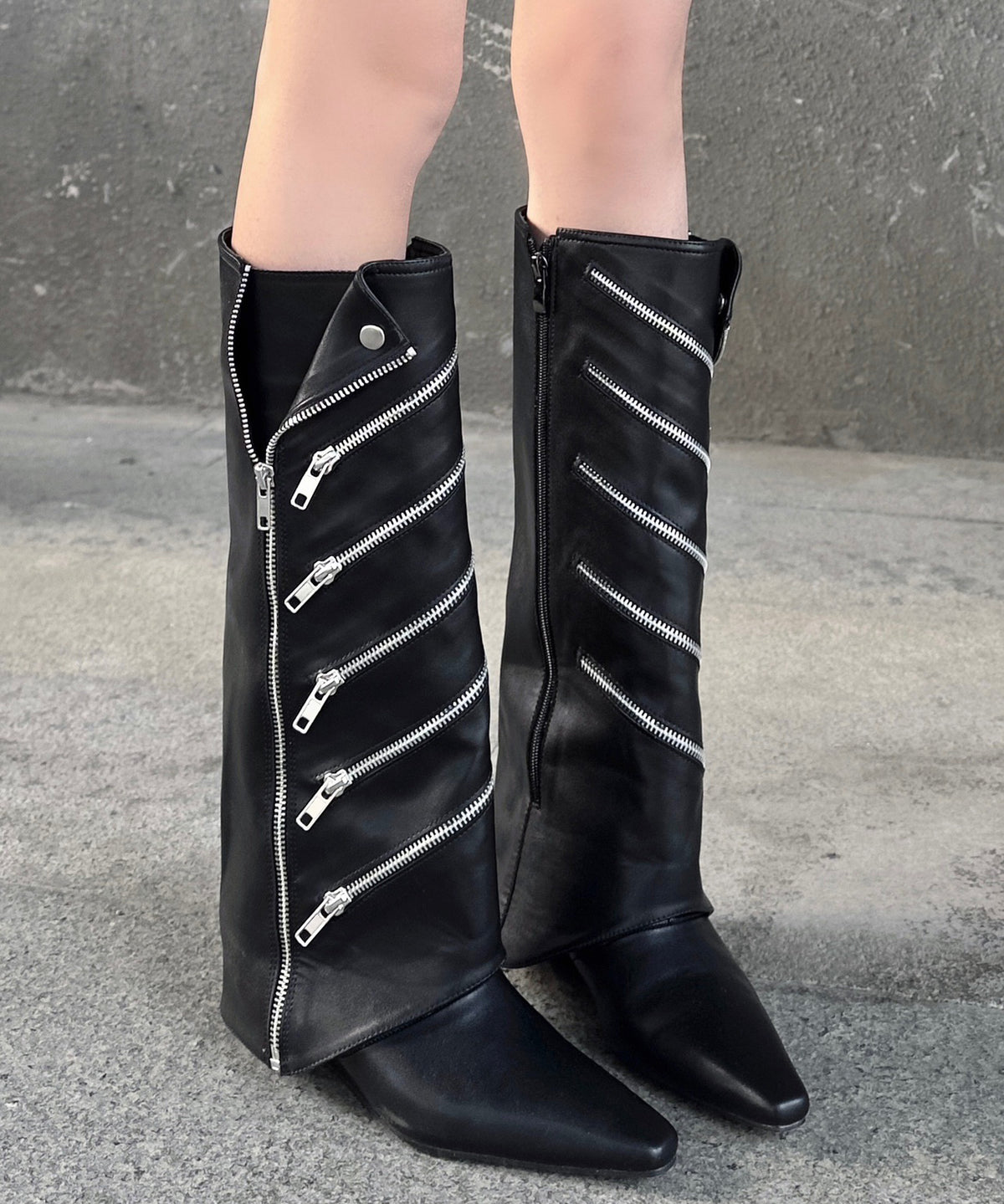 Zip-cover long boots