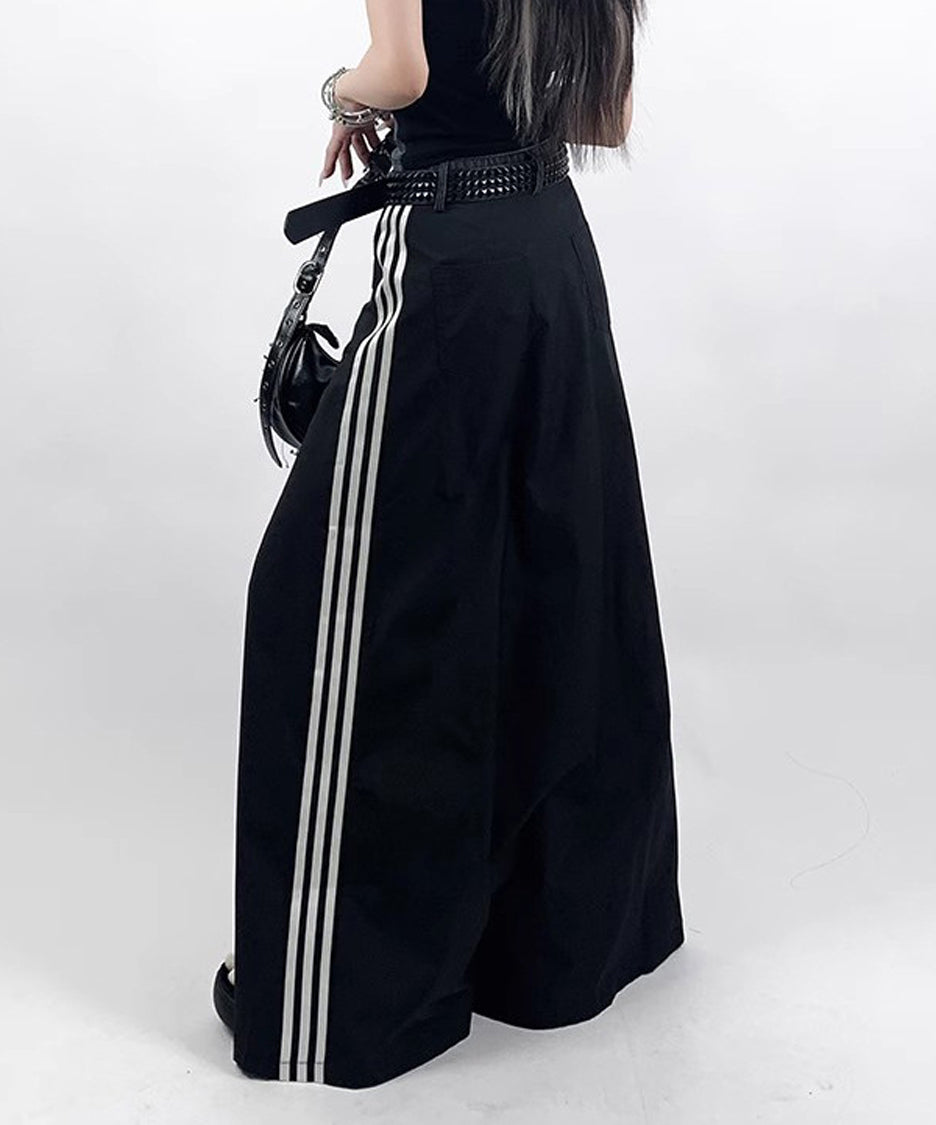 Sideline denim skirt