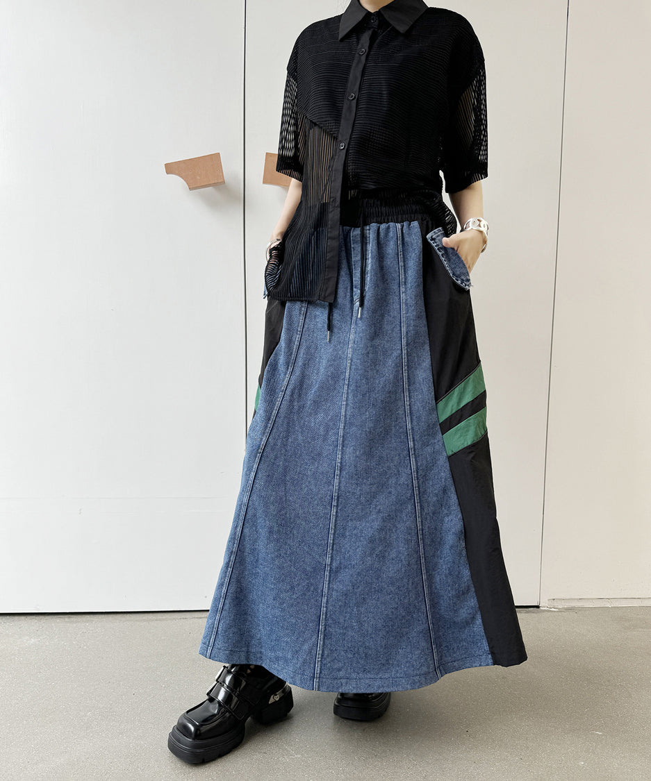 Side Switch Flare Denim Skirt