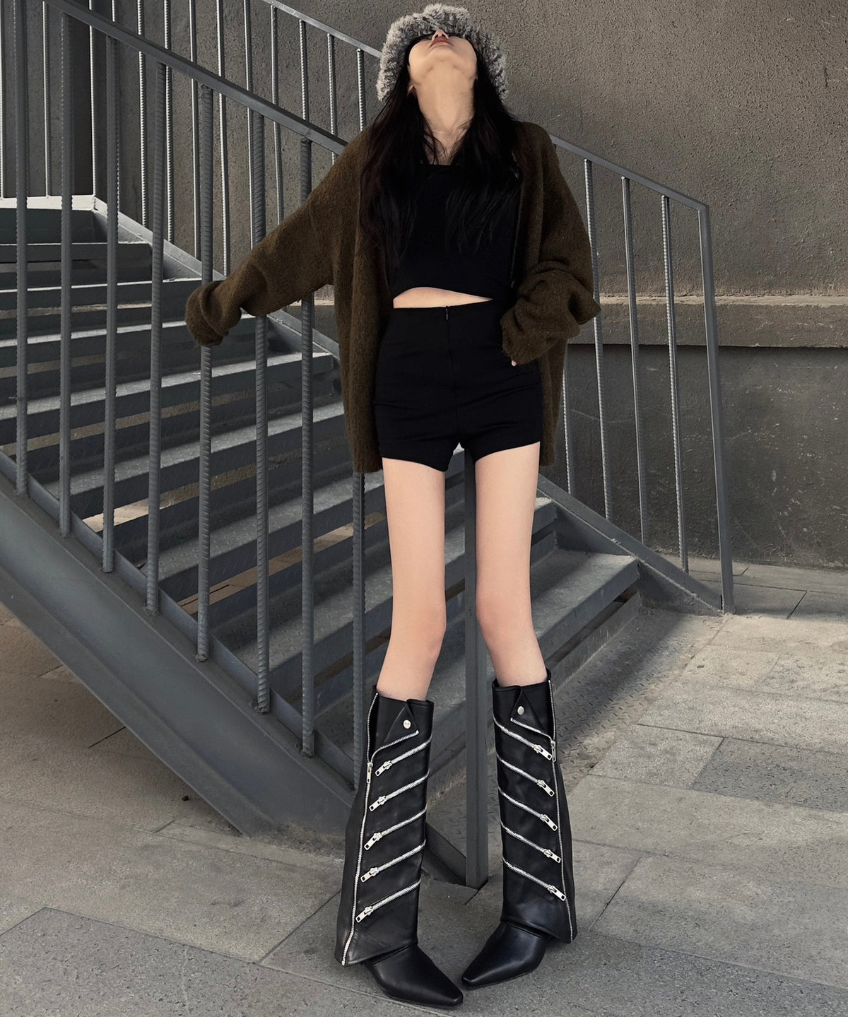 Zip-cover long boots