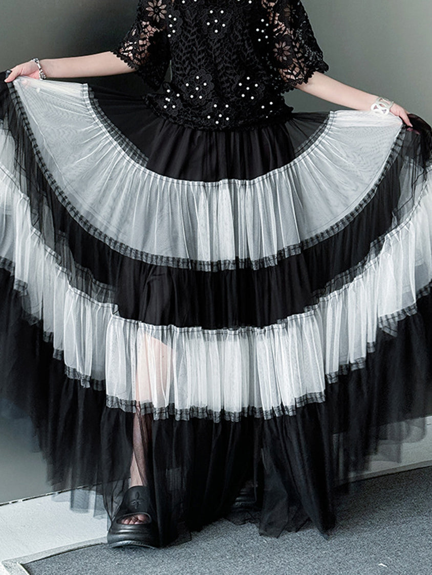 Contrast mesh tiered skirt