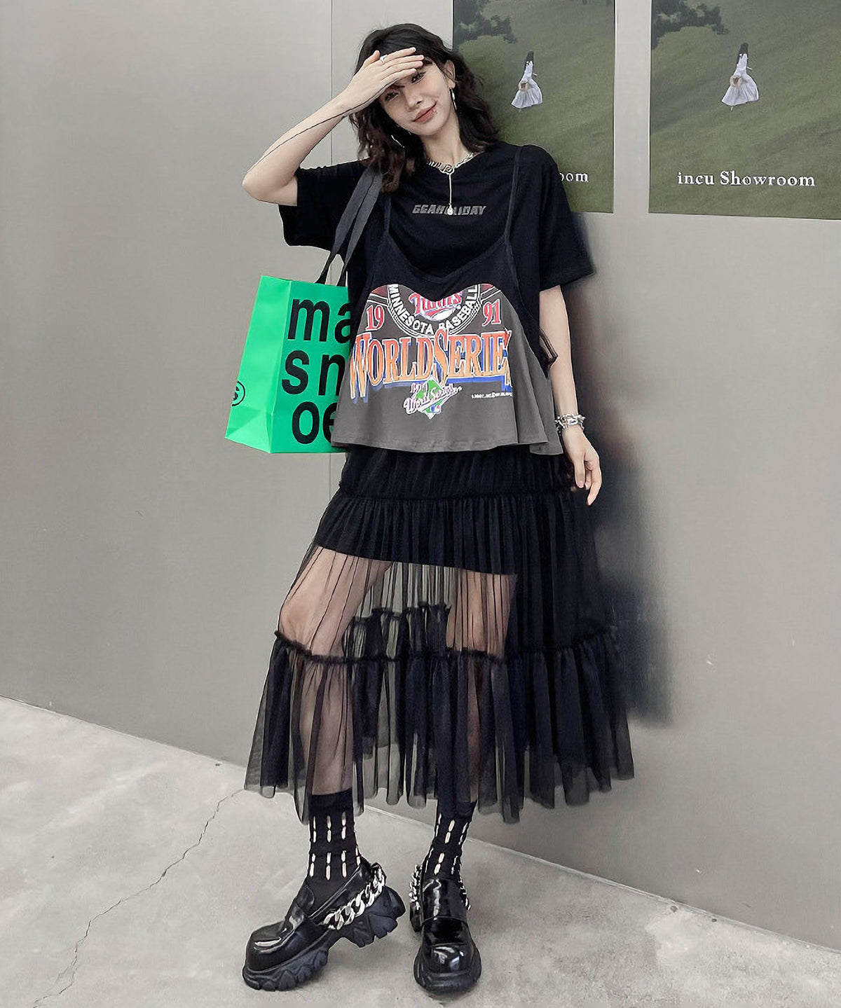 ルーズTシャツ＆メッシュドレス