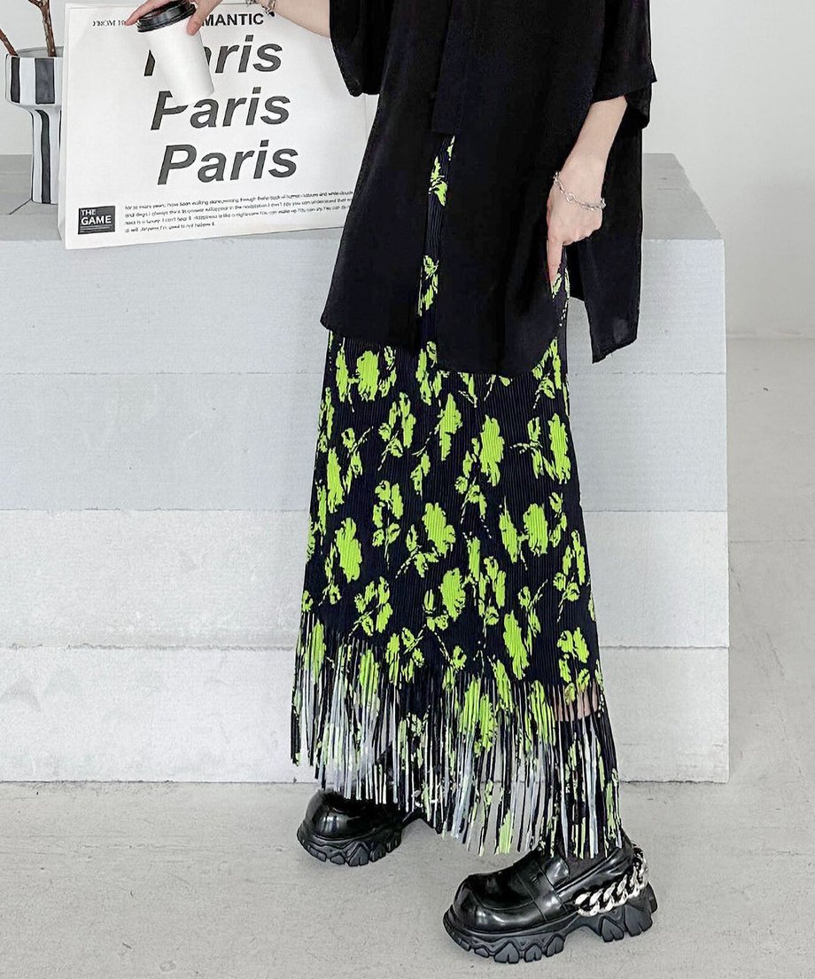 Tyromine Skirt