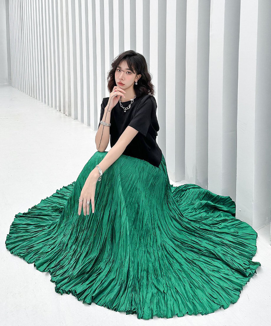 Washer pleated long skirt