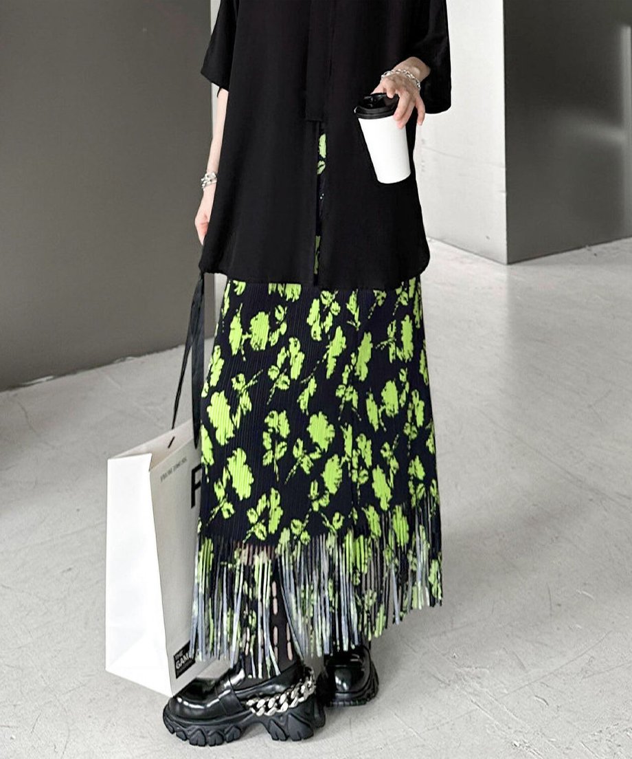 Tyromine Skirt