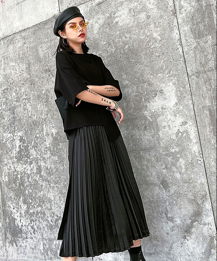Cross-layered pleats series