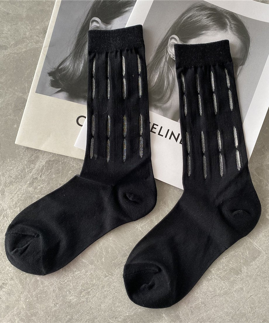 Mid-Tube Hole Socks