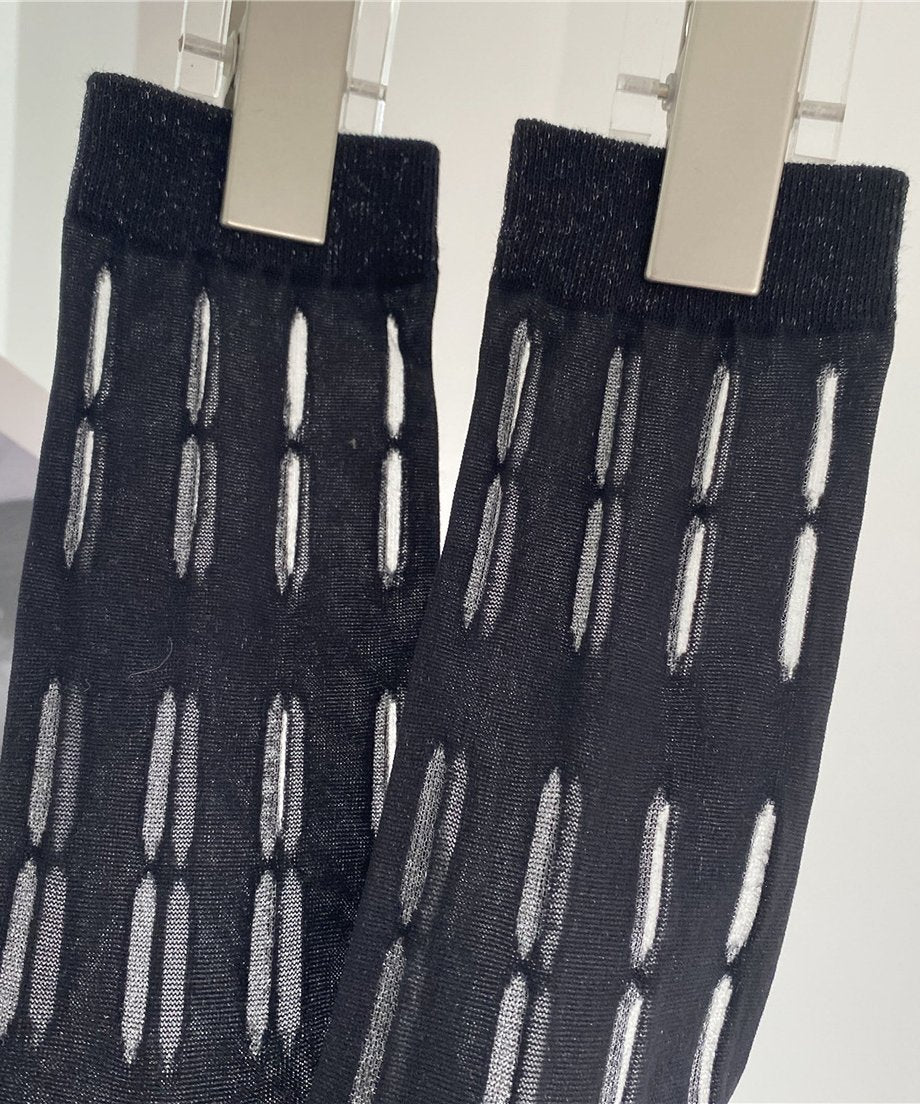 Mid-Tube Hole Socks